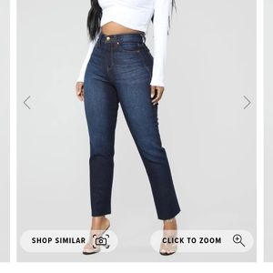 Burning love High Rise Mom Jeans -Dark Wash